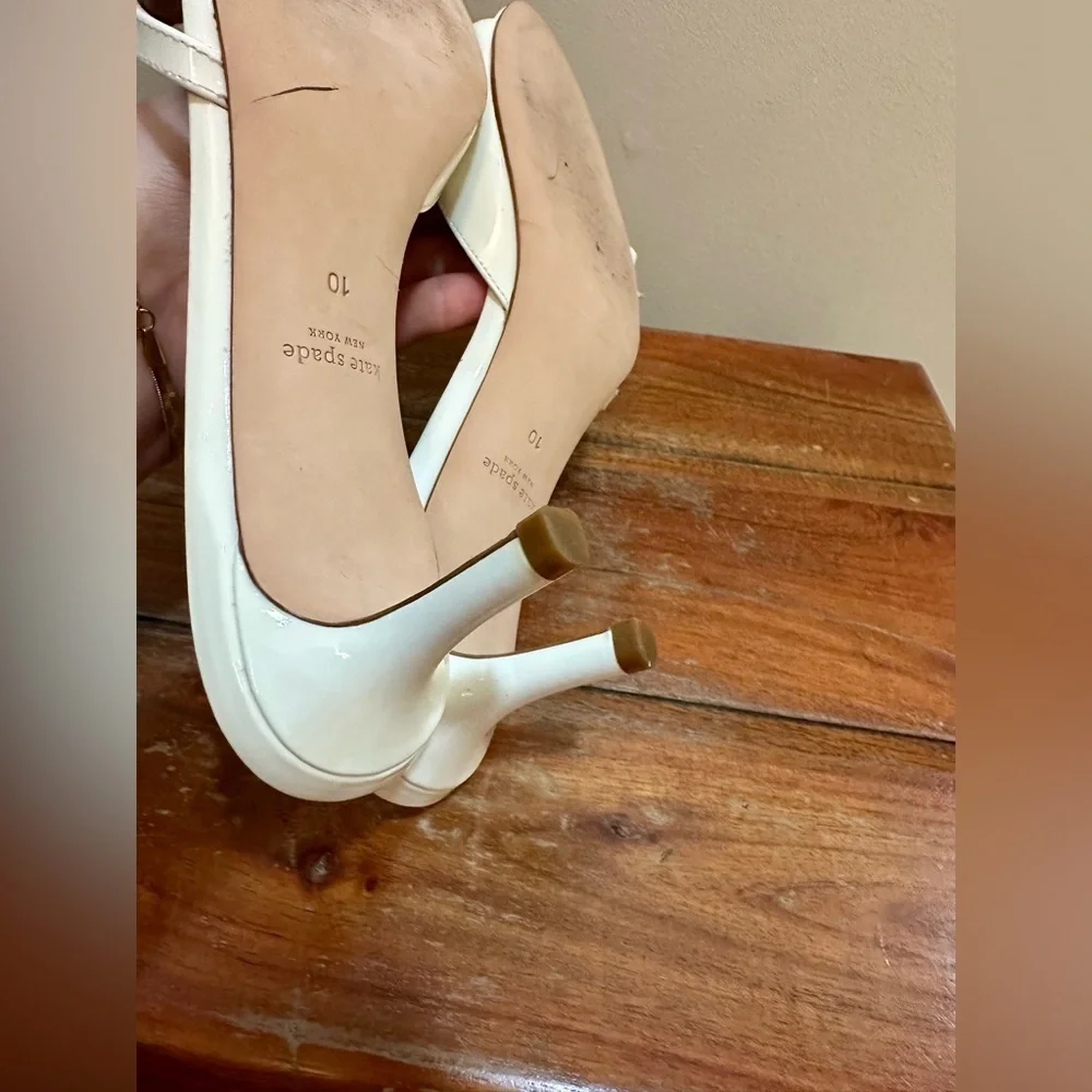 Kate Spade New York Simona White Leather Sandal Size 10